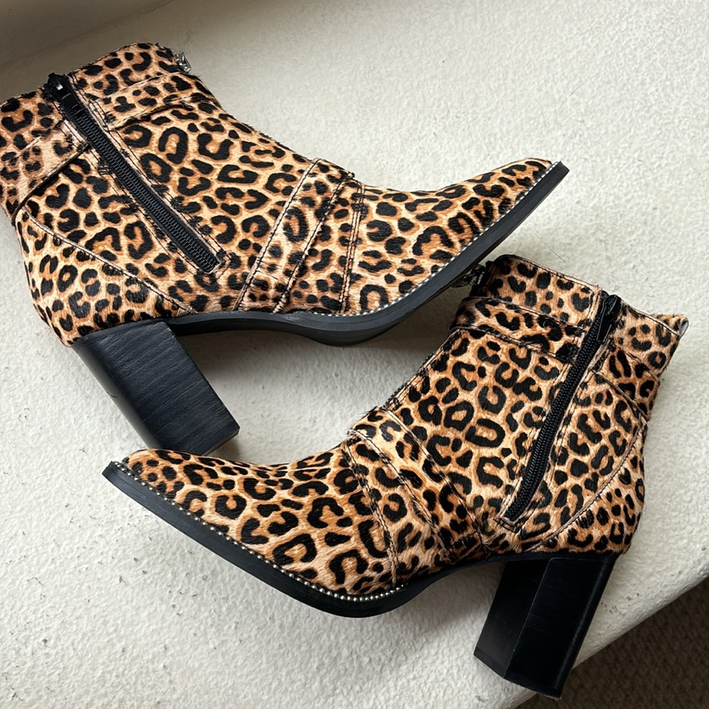 Steve Madden Leopard Print Booties. Size 10 - image 4